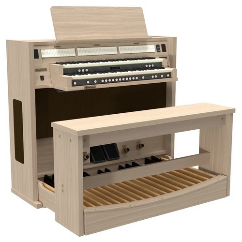 Maestro 40 side 1800x1200